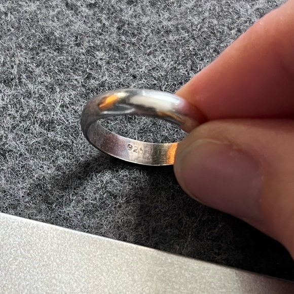 Sterling silver ring - Picture 3 of 4